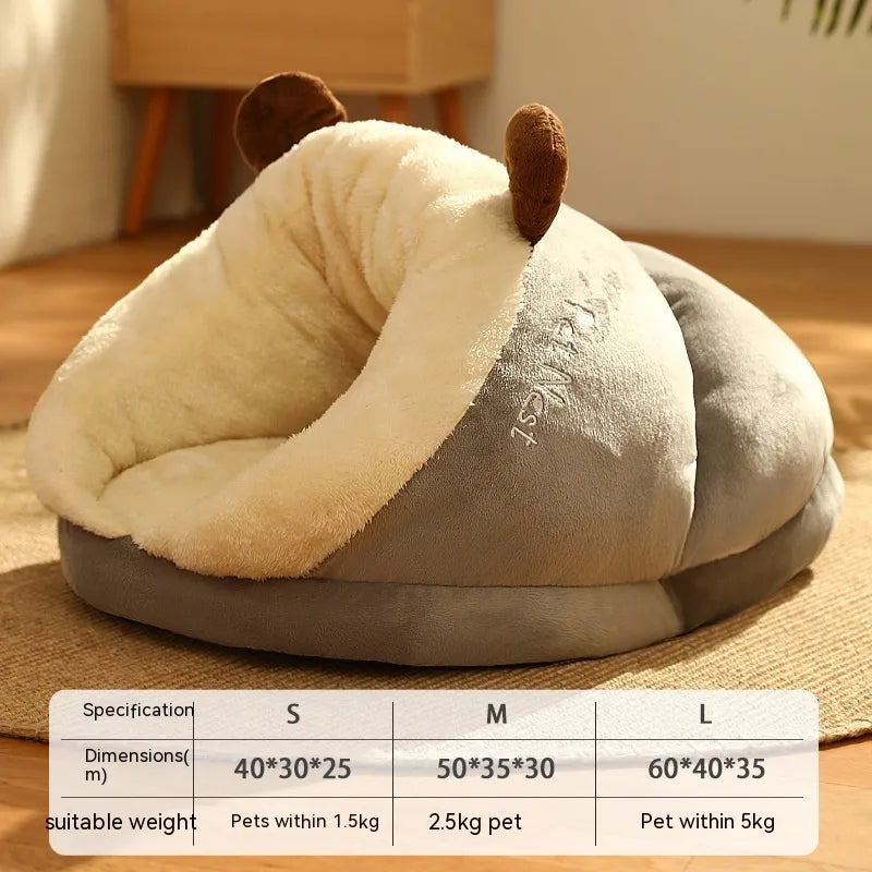 Cozy Pet Bed for Winter – Soft Cat and Dog Nest in Small Slipper Design